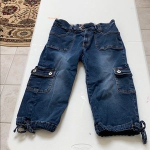 Maternity capris by Motherhood Maternity